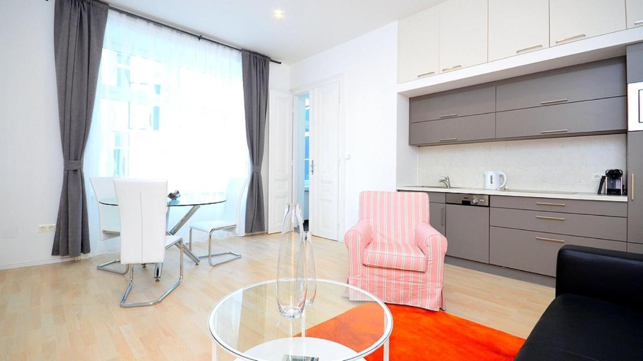 Residence, Alsergrund - Akh Viena